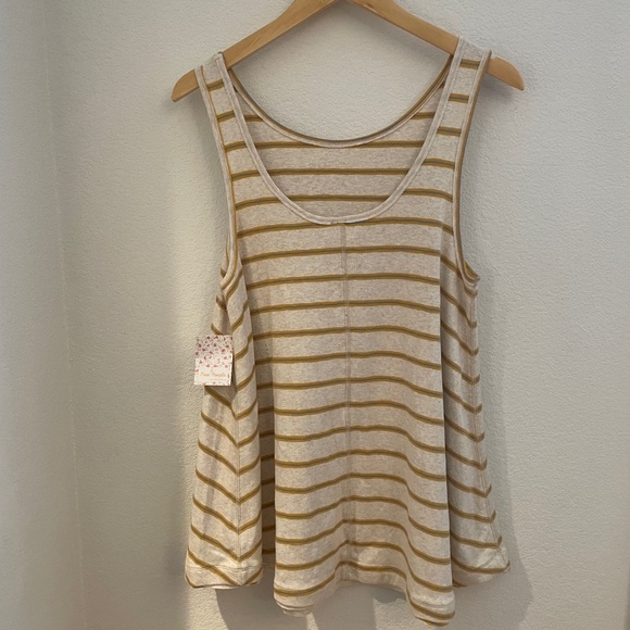 ☀️SALE☀️ NWT FREE PEOPLE Garden Tunic Swing Tank - Picture 1 of 9